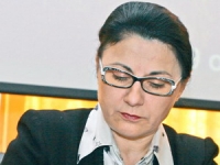 7391235302373__ecaterina-andronescu.jpg