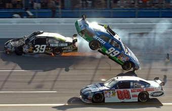 mare_nascar_unbelievable_crash_09.jpg