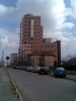 univ-petre-andrei.jpg