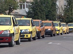 Taximetristii au iesit in strada