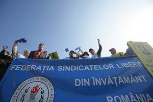 Sindicatele din invatamânt cer refacerea legii salarizarii unitare