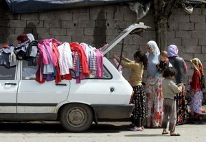 Un român din cinci ar vrea ca romii să dispară