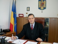 primarul-municipiului-onesti-emil-lemnaru.jpg