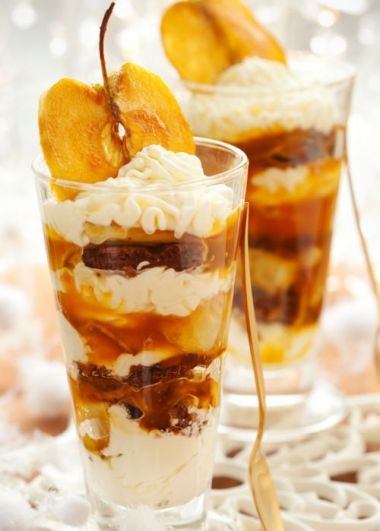 parfait-cu-mere-si-sos-caramel_size5