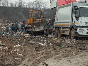 <font size=2>AMR  36 de zile…</font><br />  România trebuie sa închida gropile de gunoi neecologice