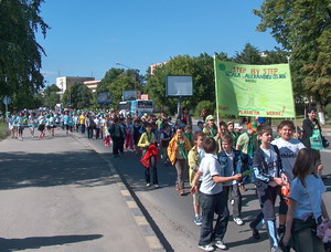 Micii ecologisti au aratat „Drumul spre o viata sanatoasa”