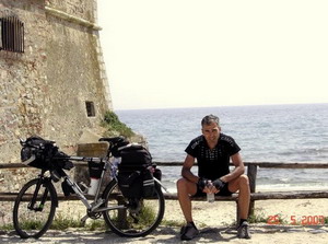 Un bacauan a facut turul lumii pe bicicleta