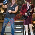 Berceanu ii demite pe cei care au cerut spaga de la AC/DC