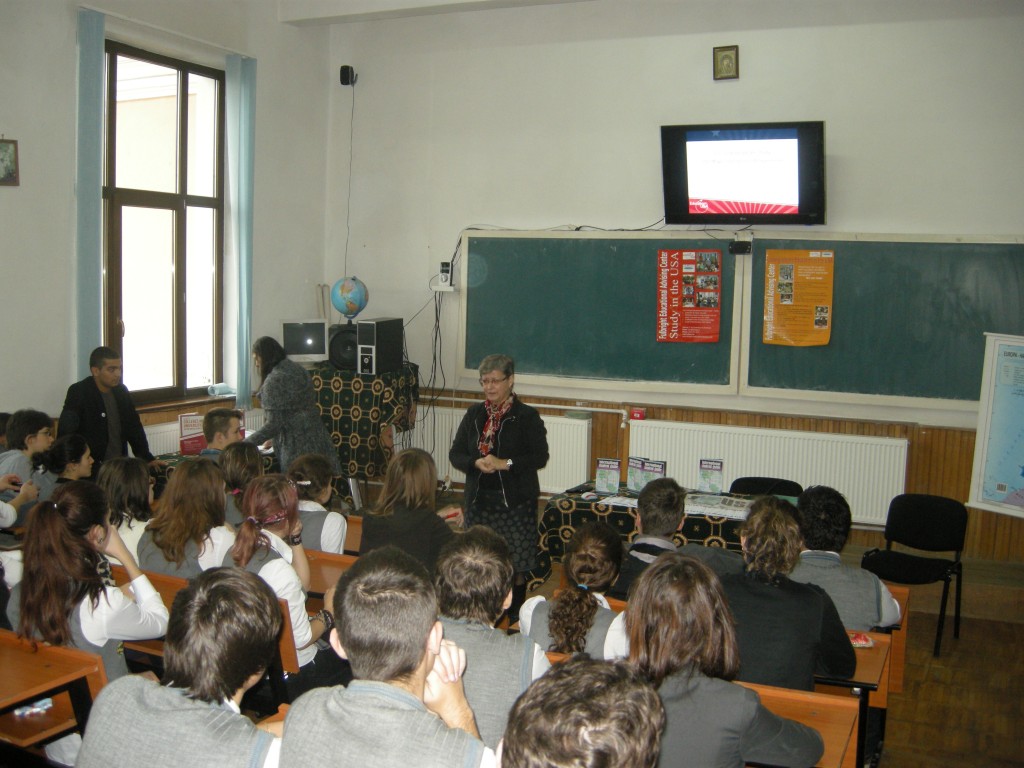 « Vino sa studiezi in S.U.A. ! »