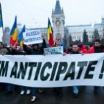 A noua zi de proteste. Manifestanţii revin în Bacau si in Piaţa Universităţii. Patru jandarmi sunt cercetaţi pentru violenţe