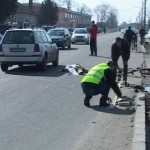 Biciclist accidentat de un autoturism