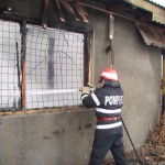 Incendiu izbucnit intr-o hala dezafectata la Comanesti