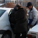 Bacau: Posesor de mandat depistat de polițiști