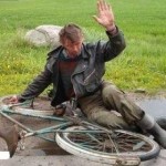 Pargaresti: A căzut de pe bicicletă și s-a accidentat