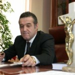 Gigi Becali riscă să fie interzis pe Muntele Athos!