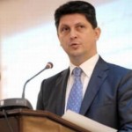 Corlăţean: Ambasadele României nu pot funcţiona cu două canale distincte de legătură. Declaraţia lui Băsescu, politică şi de uz intern