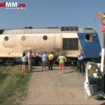 A condus băut și fără permis un autoturism sustras și a intrat în coliziune cu un tren