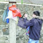 Depistat în flagrant în timp ce transporta bunuri sustrase dintr-o locuinţă