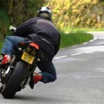 Noi reguli pentru obţinerea permisului moto