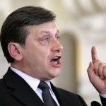 Antonescu: Eschiva lui Băsescu la declaraţiile oficialilor ungari nu stă în picioare